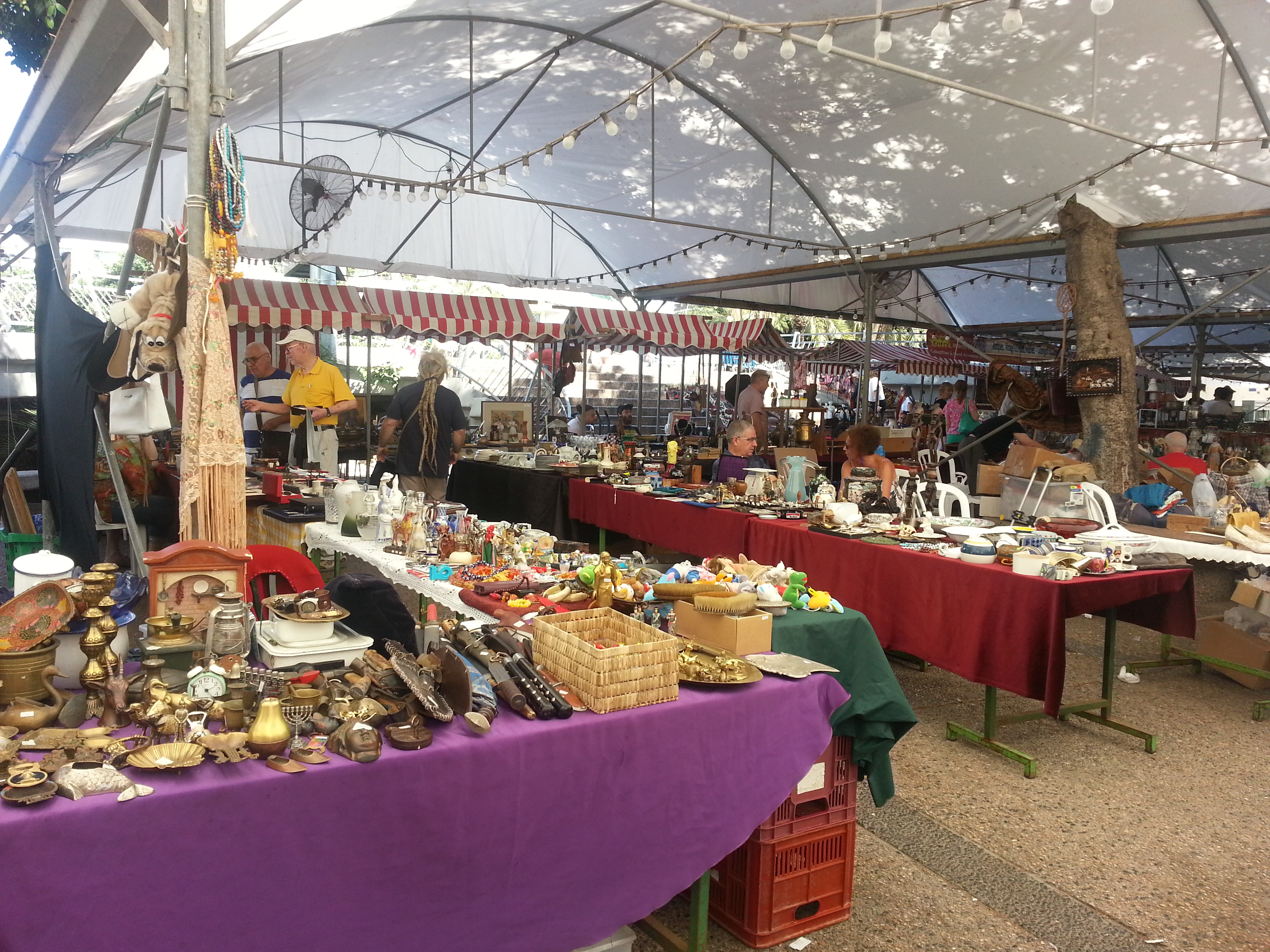 overview of one part of the shuk